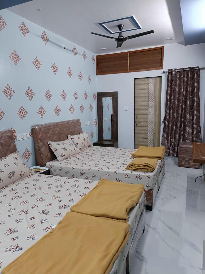 Atithi Home Stay Garudeshwar Buitenkant foto